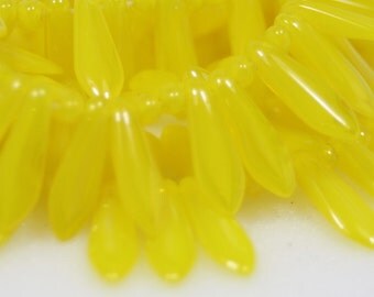 Czech Glass Daggers, 15x5mm, 50 Beads