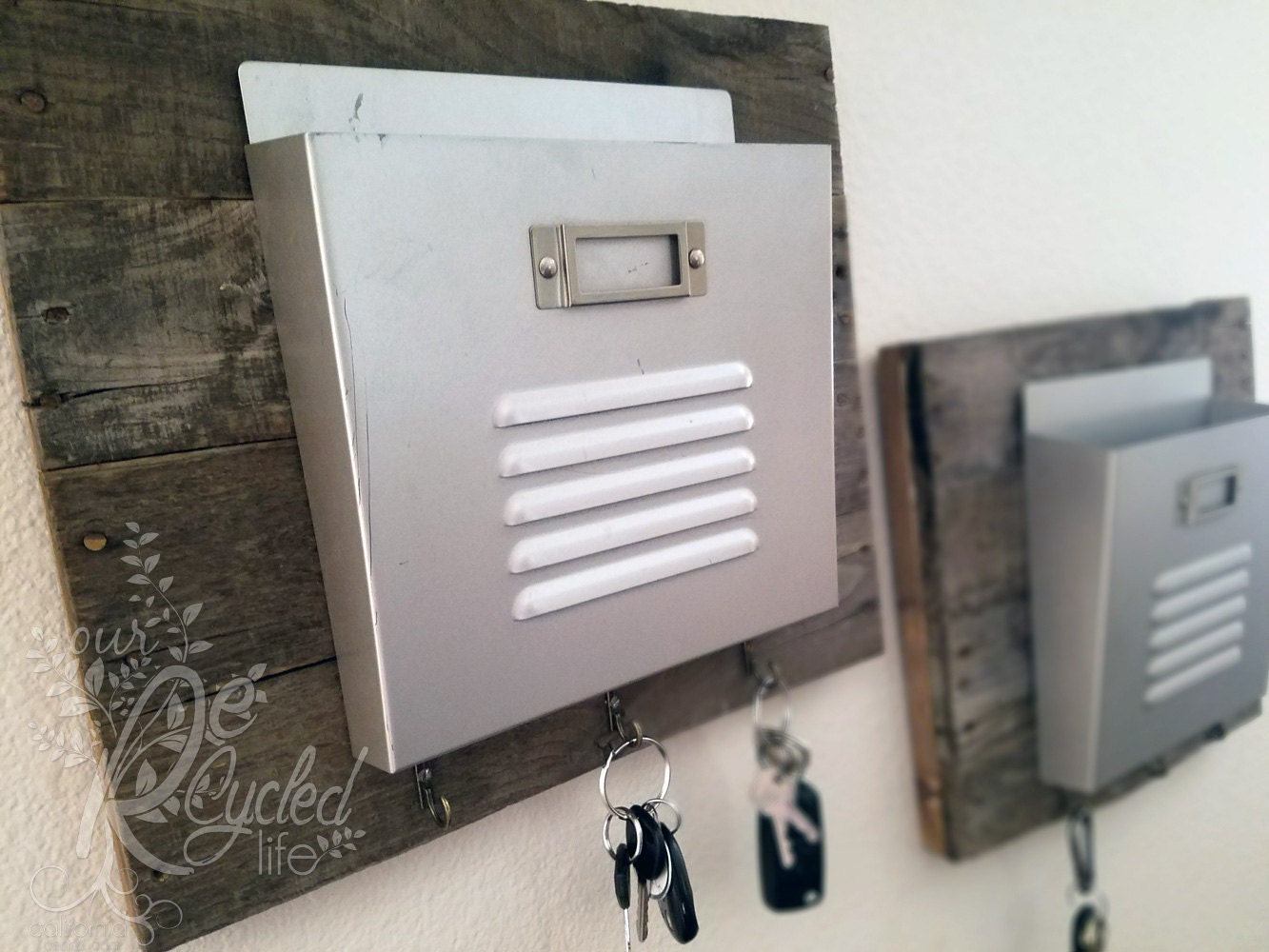 Mail and key Holder Entry Room Mailbox Mail Sorter Key