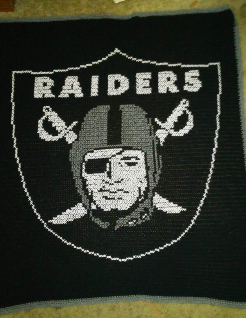 Raiders Throw Blanket