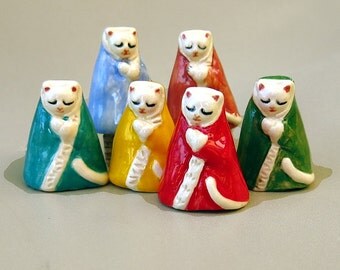 Jizo Kitty Cat Colorful Porcelain Tiny Collectible Miniature Ceramic Folk Art Kitten Figurine Buddhist