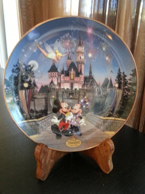 SLEEPING BEAUTY CASTLE Premier plate in Disneyland's 40th