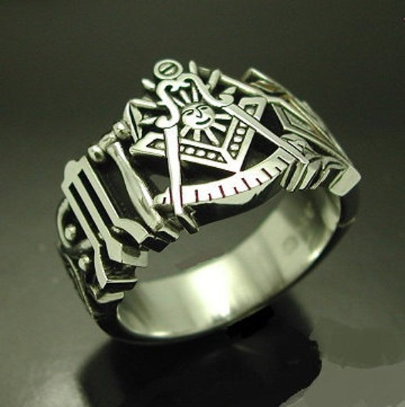 Past Master Masonic Ring in Sterling Silver Style 001