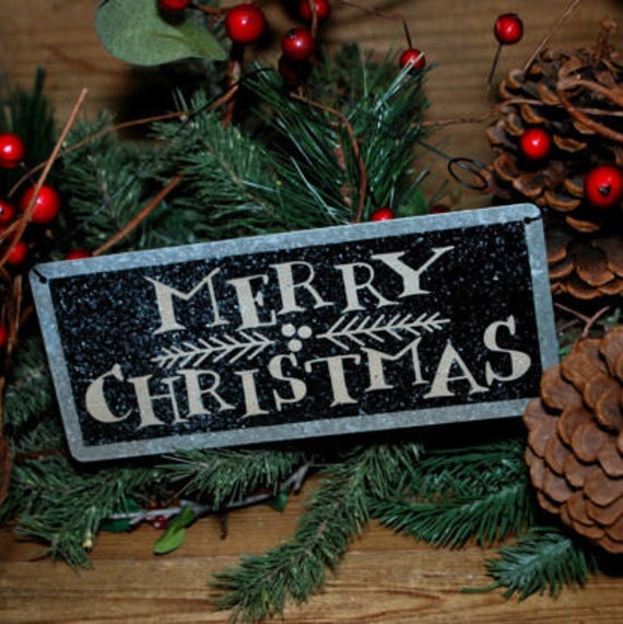 MERRY CHRISTMAS. 7 Primitive Country Christmas Sign