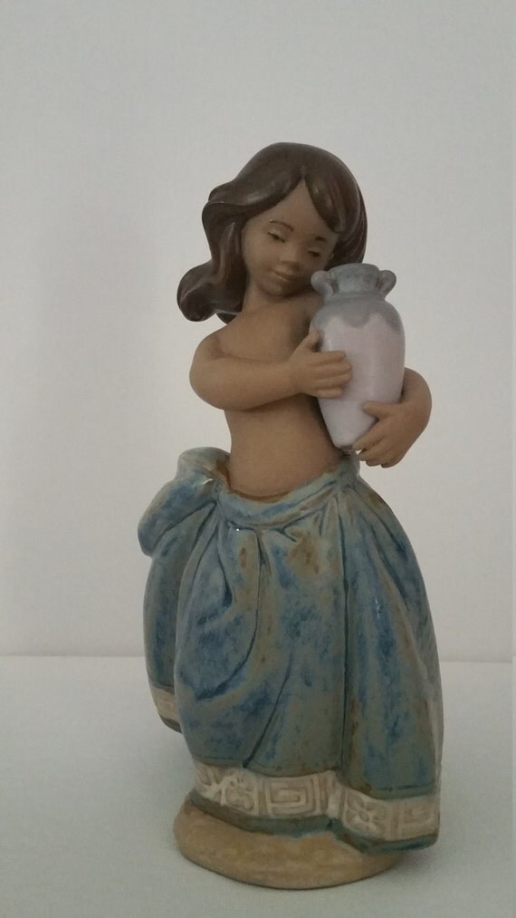 small lladro figurines