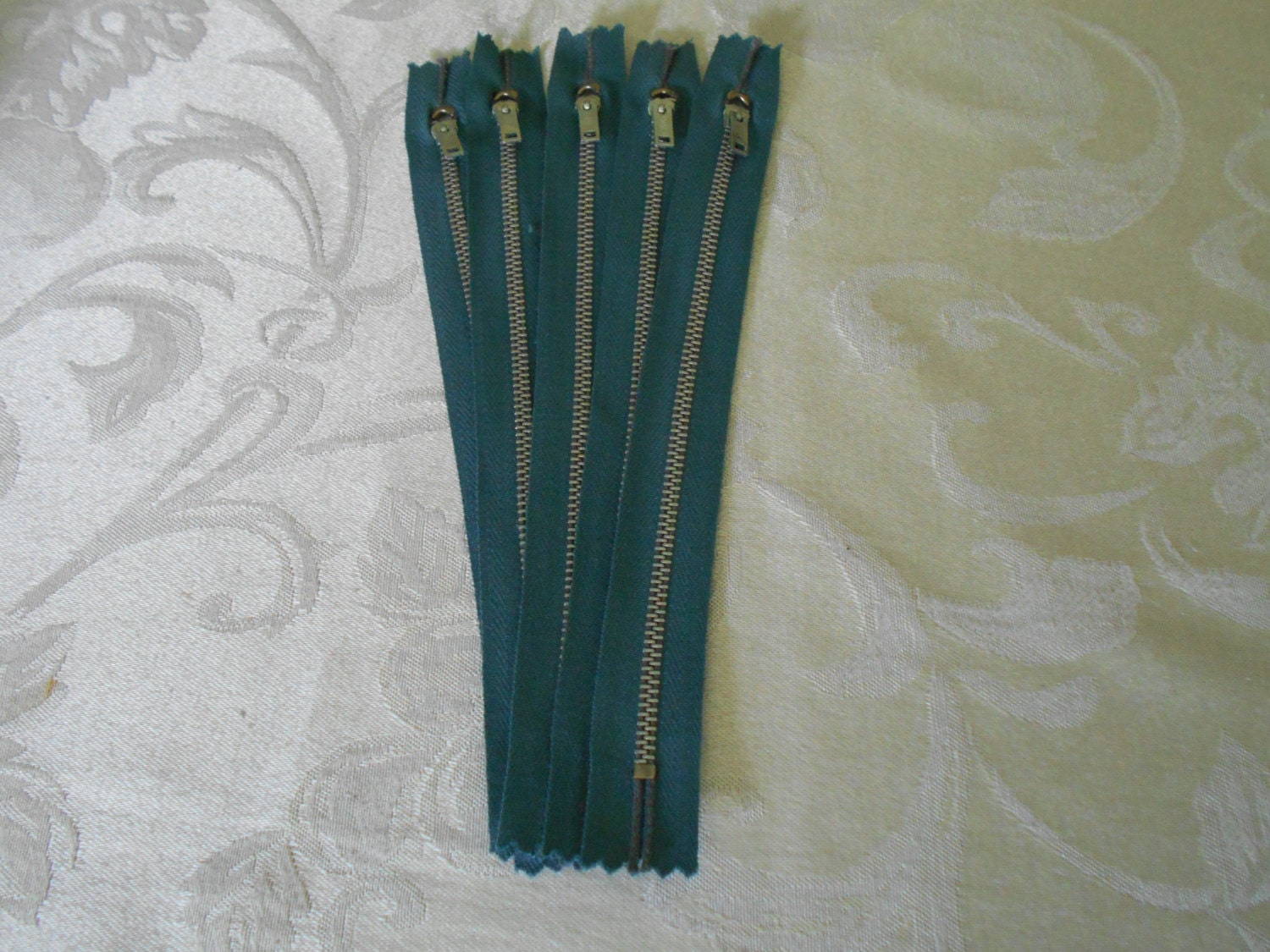 Metal Zippers Vintage Purse Zippers Bulk Lot of Zippers