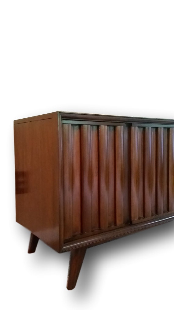 Zenith MidCentury Modern Stereo Console Danish All