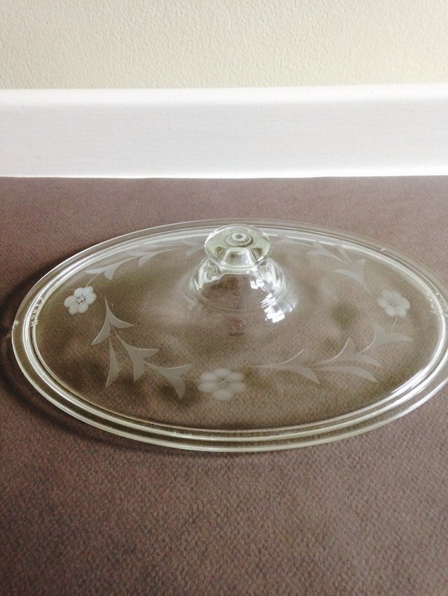Clear Pyrex Oval Lid with Etched Flowers ACC 633C Pyrex