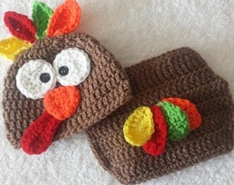 Newborn turkey outfit - Baby thanksgiving outfit - Baby turkey hat set - Crocheted Turkey Hat - Thanksgiving photo prop - Fall photo prop