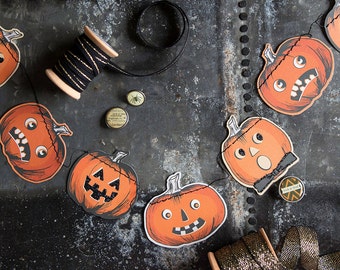 Halloween Decorations, Mini Pumpkin Banner, Jack O Lantern, Halloween Party, Halloween Decor, Pumpkin, Vintage Halloween, Halloween Banner
