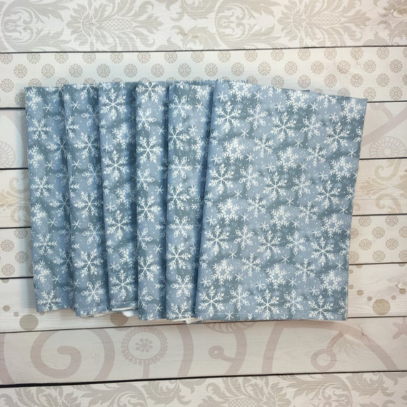 Snowflake Cloth Napkins Fabric Napkins by ChickadeeCollections