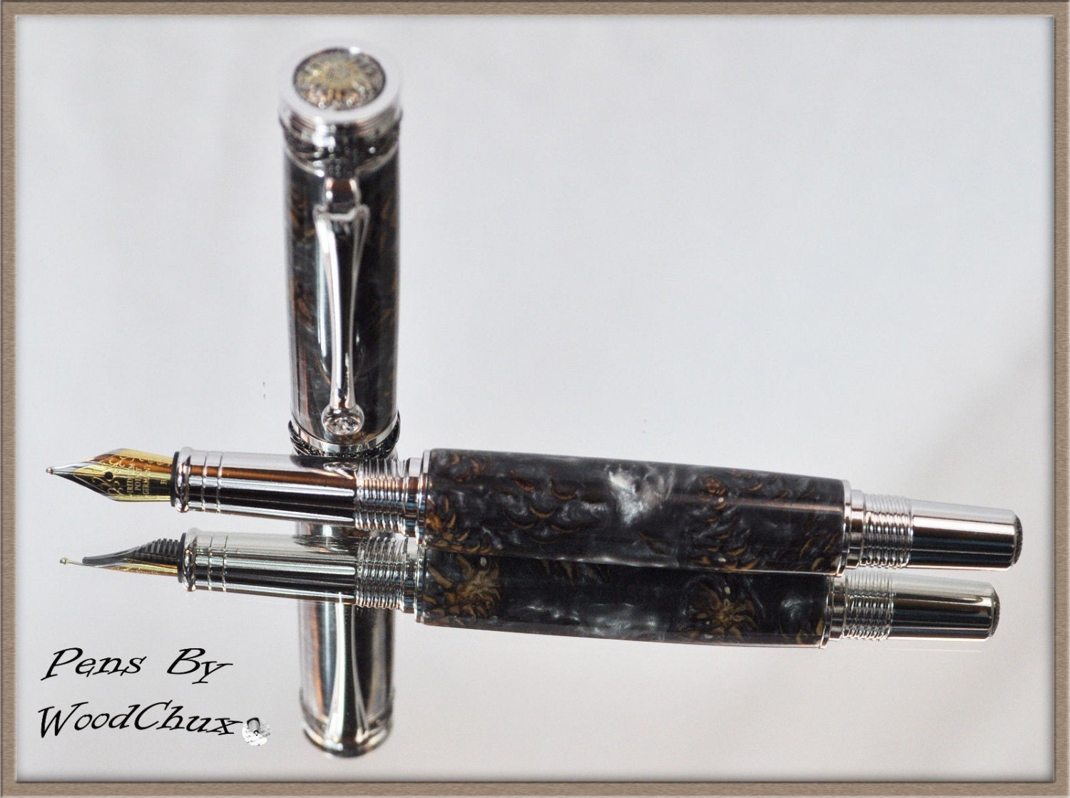 573 Capo Sotto Handmade Mini Pine Cone Writing Rollerball Pen