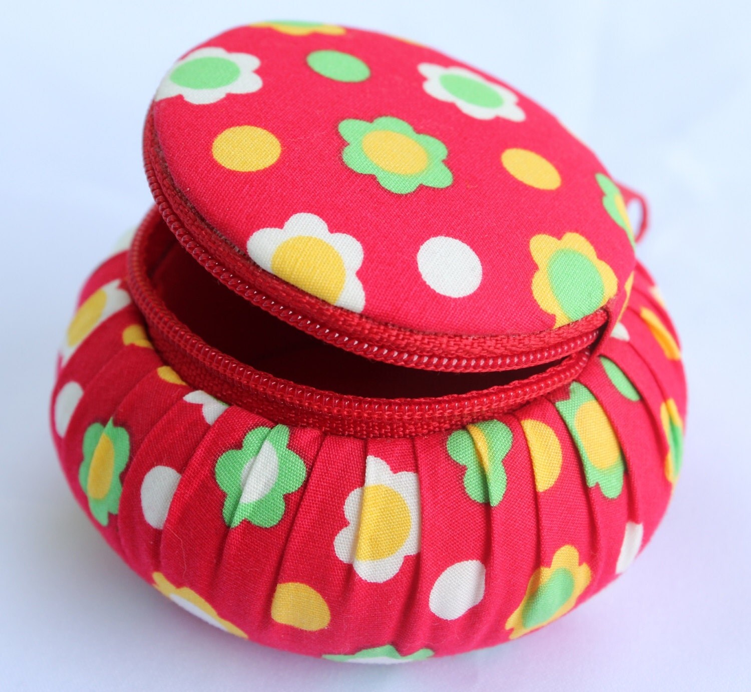 jewelry box / casket / cotton & silk box / fabric box / circle