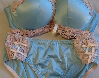 Silky Bra and Panties set from Japan (size 10-10B Aus/UK & 5/US 36B)