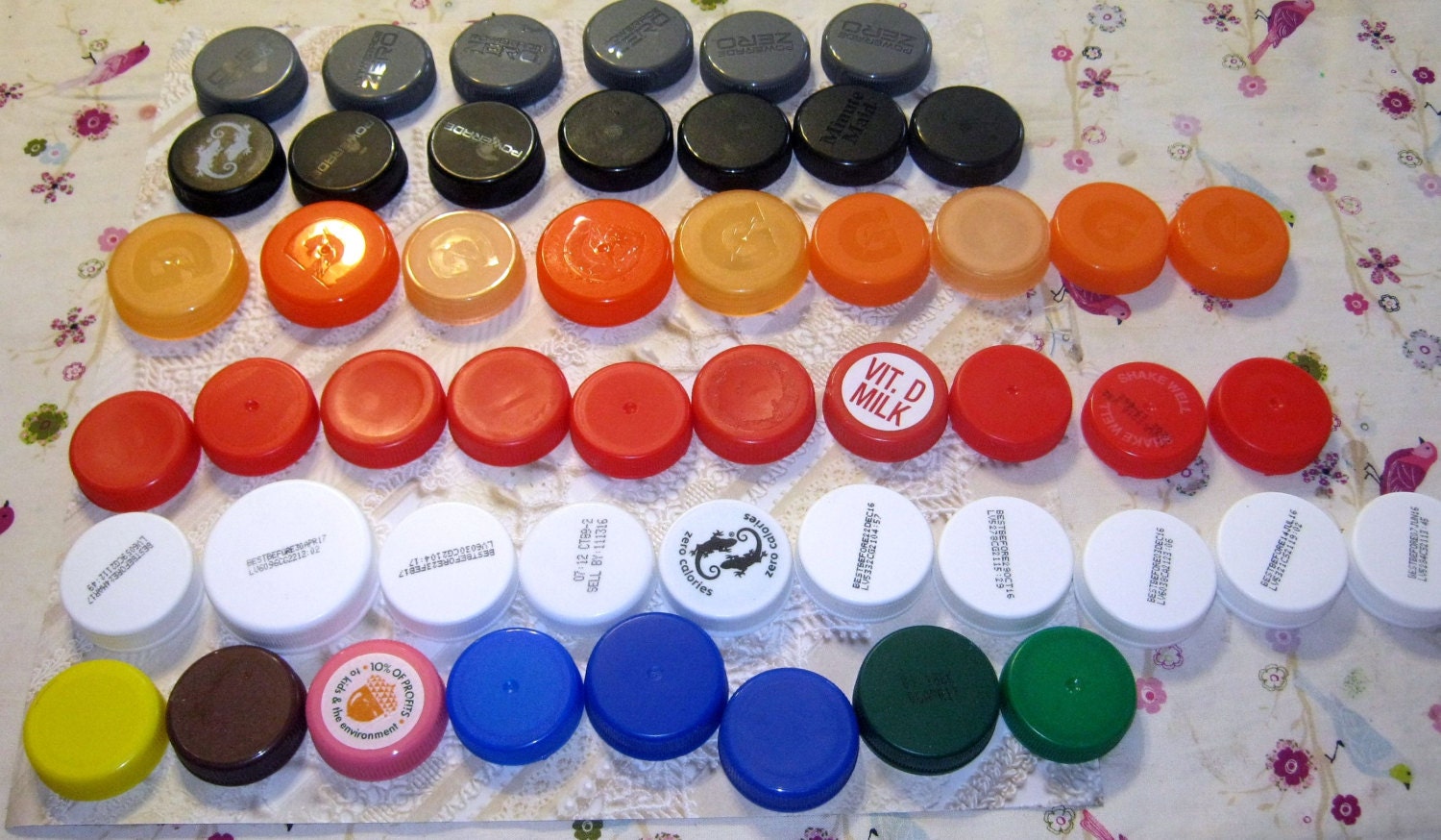 50 Plastic Bottle Lids RecycledCrafts Jewelry 1