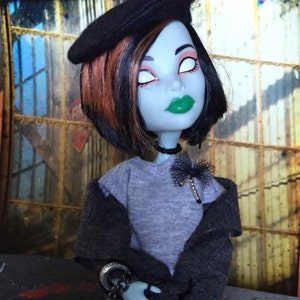 Buyer photo shikoff, who reviewed this item with the Etsy app for iPhone.