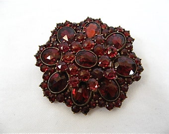 Vintage Bohemian Garnet Pin
