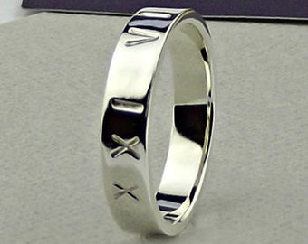 Sterling Silver Roman Numerals Ring- date ring-roman numerals ring-silversynergy-wedding ring-wedding band-personalized wedding band-date-uk
