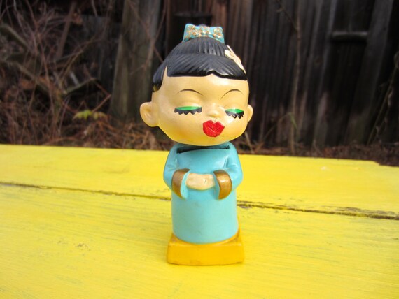 Vintage 1960s Japanese Girl Lets Kiss Bobble Head Nodder