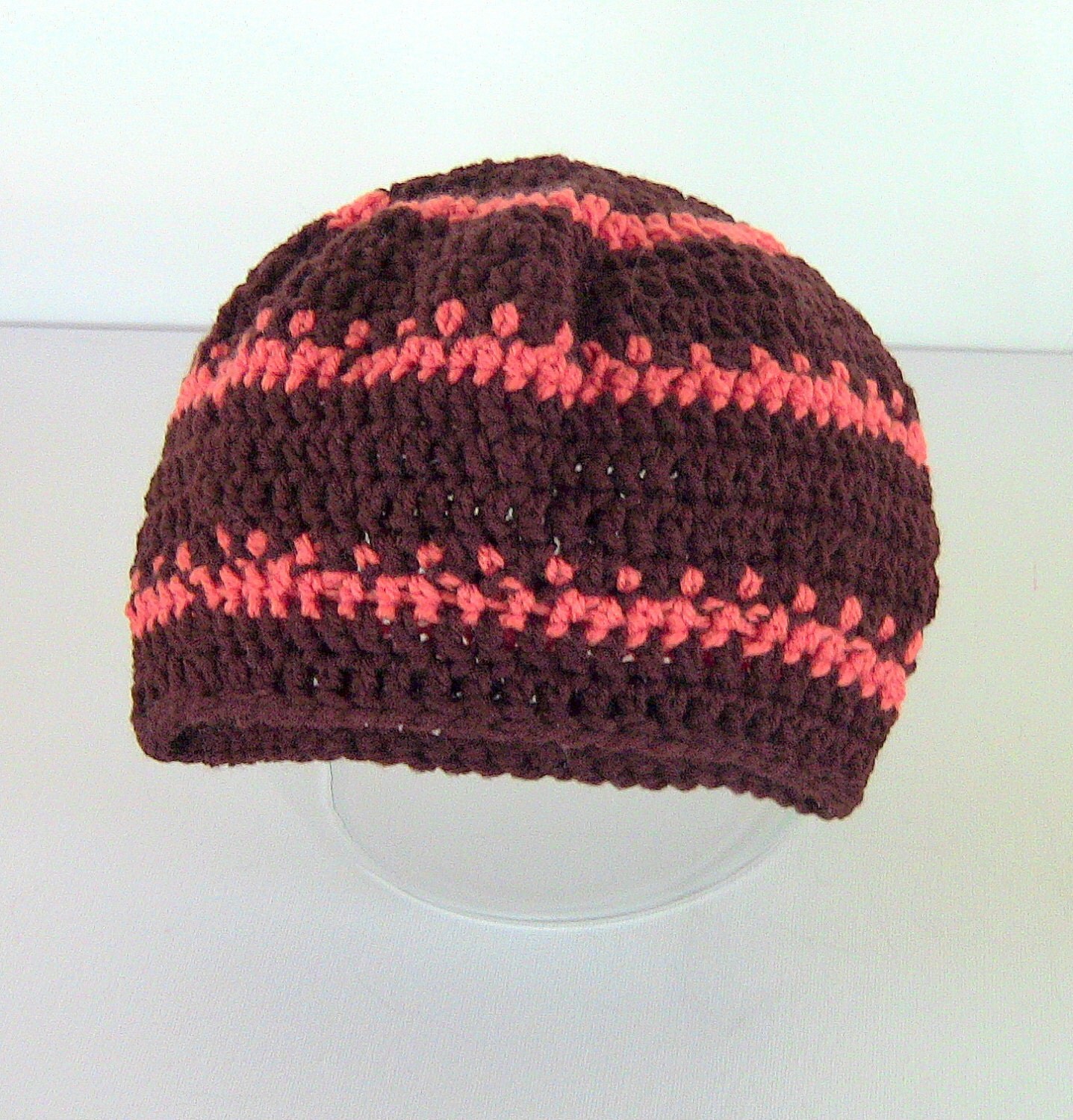 brown and orange beanie