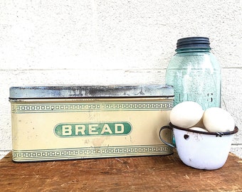 BREAD BOX | Vintage c.1920's-1930's Metal Breadbox | Tin Bread Bin | 1930's Green and Cream Kitchenware | Small Bread Box | Hoosier Cabinet