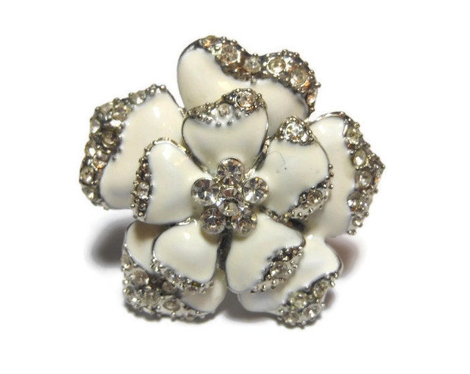 FREE SHIPPING Large flower cocktail ring, white enamel petals clear rhinestones center and the silver tipped edging, size 5 floral ring