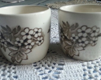 Pair of cute vintage eggcups