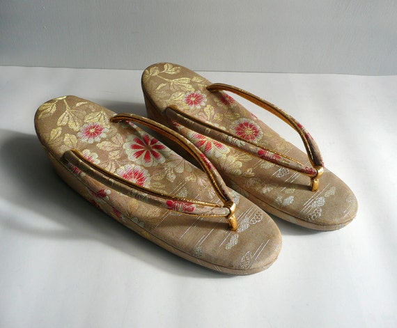 zori thong