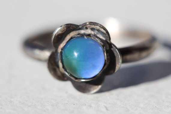 Sterling silver mood ring hippie flower girl handmade mood