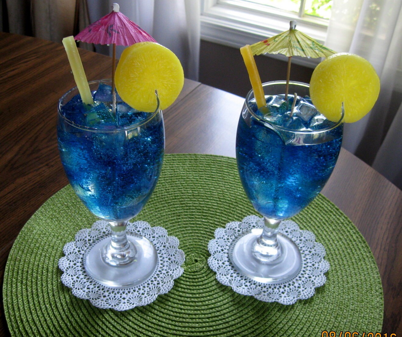 Blue Hawaiian Scented Gel Wax Candle