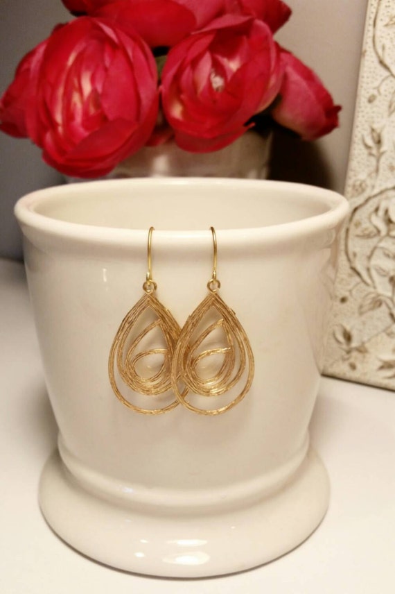 Matte Gold Teardrop Pendant Earrings