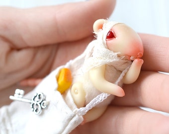 White mouse - little orphan in a matchbox. Pocket friend. BJD. Made to order!