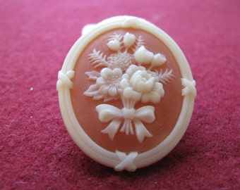Vintage Avon Floral Brooch