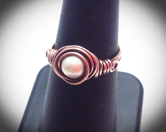 Antiqued wire wrapped ring with swarovski pearl focal