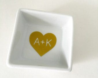 Personalized Ring Dish, Monogram Ring Dish, Jewelry Dish, Ring Holder, Wedding Gift, Engagement Gift, Jewelry Holder, Wedding Ring Dish