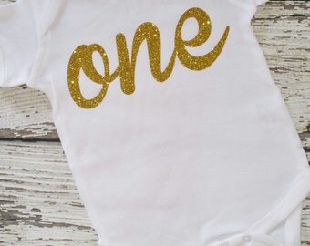 SHIPS NEXT DAY!! One year old girl birthday outfit, One birthday bodysuit, First Birthday Girl Outfit, Gold First Birthday Outfit