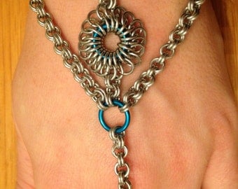 Hand Flower/Slave Bracelet /Chain Maille Hand Flower/Designer/Blue/Silver/Bohemian/BOHO/Bracelet/Ring/Aluminium/Women's Gift Idea/Fashion