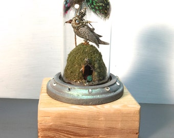 Clockworks Bird and Nest in Glass Dome