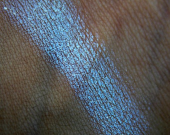 DISILLUSIONED ~ blue duochrome highlighter makeup, vegan makeup, blue purple color shifting mermaid makeup, cruelty free natural makeup