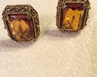 Vintage Glass Honey/Amber Clip Earrings