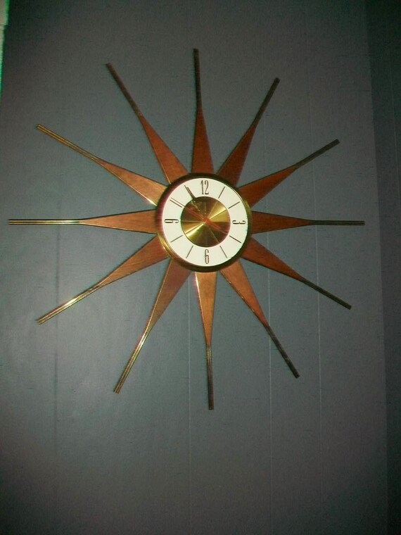 Mid Century Elgin Starburst Clock Vintage 1950s 26 Inch