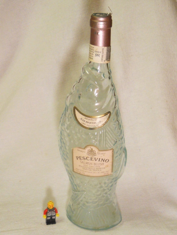 Pescevino Italy Fish wine bottle 13 inch light green