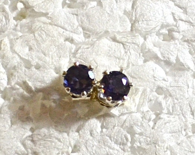 Iolite Stud Earrings,Small 4mm Round, natural, Natural, Set in Sterling Silver E938