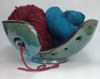 Large Knitting Bowl, Ceramic Yarn Bowl, Clay Crochet Bowl, Gifts for Knitters, Clay Yarn Organizer, Pottery Yarn Bowls, MADE TO ORDER