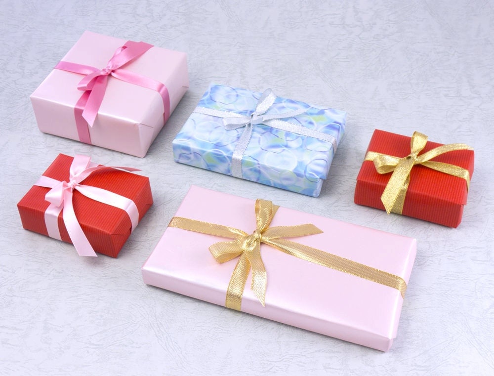 Wrapping option gift wrap option ribbon bundle gift wrap