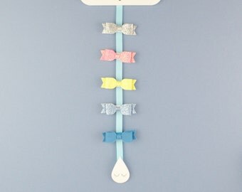 Hair Bow Hanger White - Hair Bow - Holder - Personalised - Hair Clips - Cloud - Hair Accessory Storage - Hair Clips - Sleepy Eyes