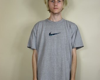 grey nike t shirt