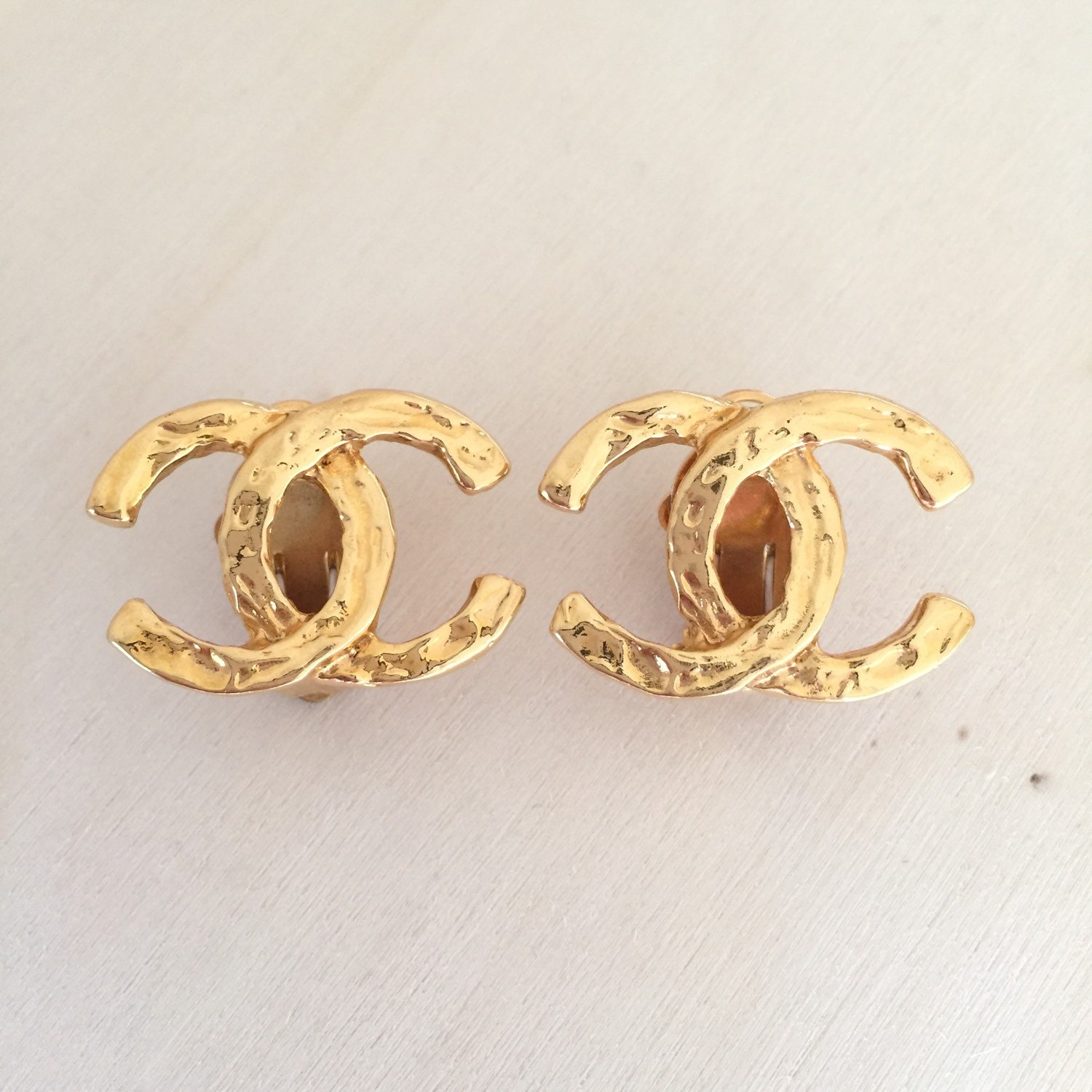 Vintage 1993 CHANEL CC Logo Earrings