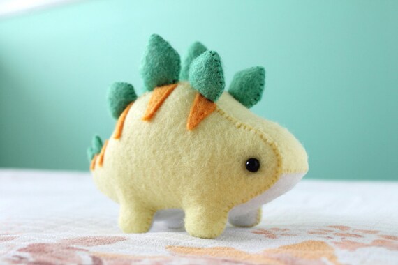 toast dino plushie