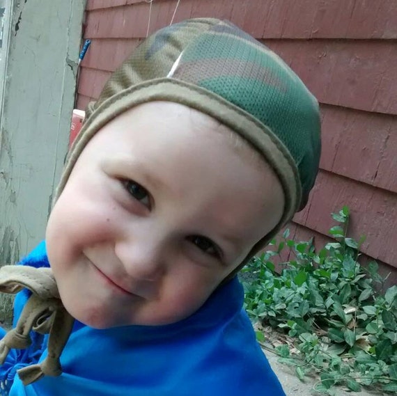 Camouflage All Mesh Hearing Aid Hat