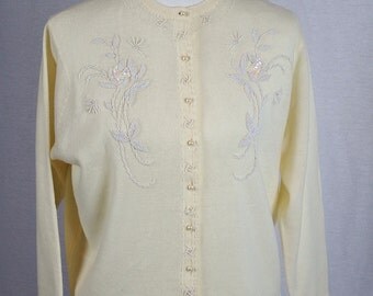 Beautiful Vintage Ivory Lambswool Hand Beaded Women's Sweater - Fab U Lous Made in British Crown Colony of Hong Kong